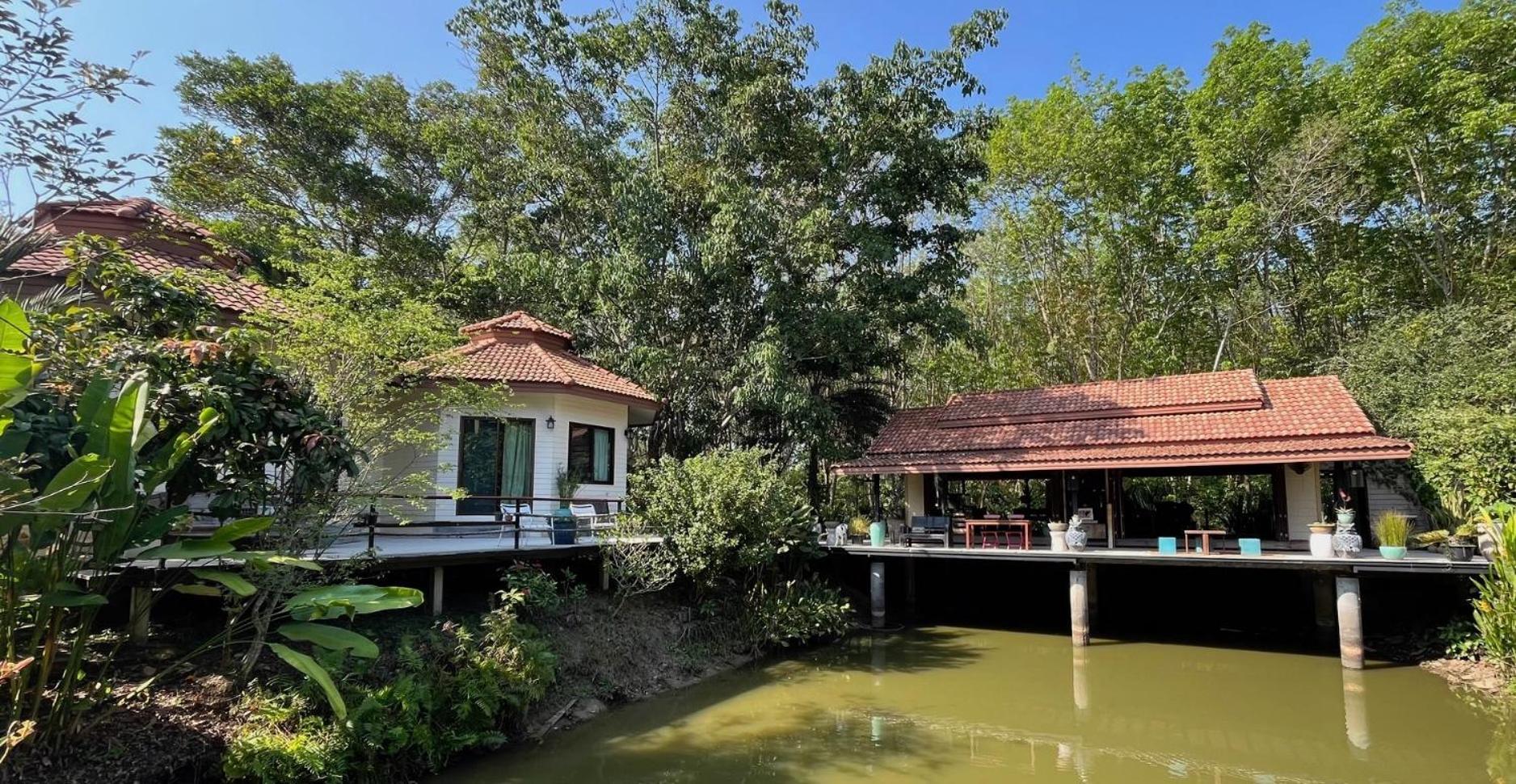 Navari Homestay Районг Экстерьер фото