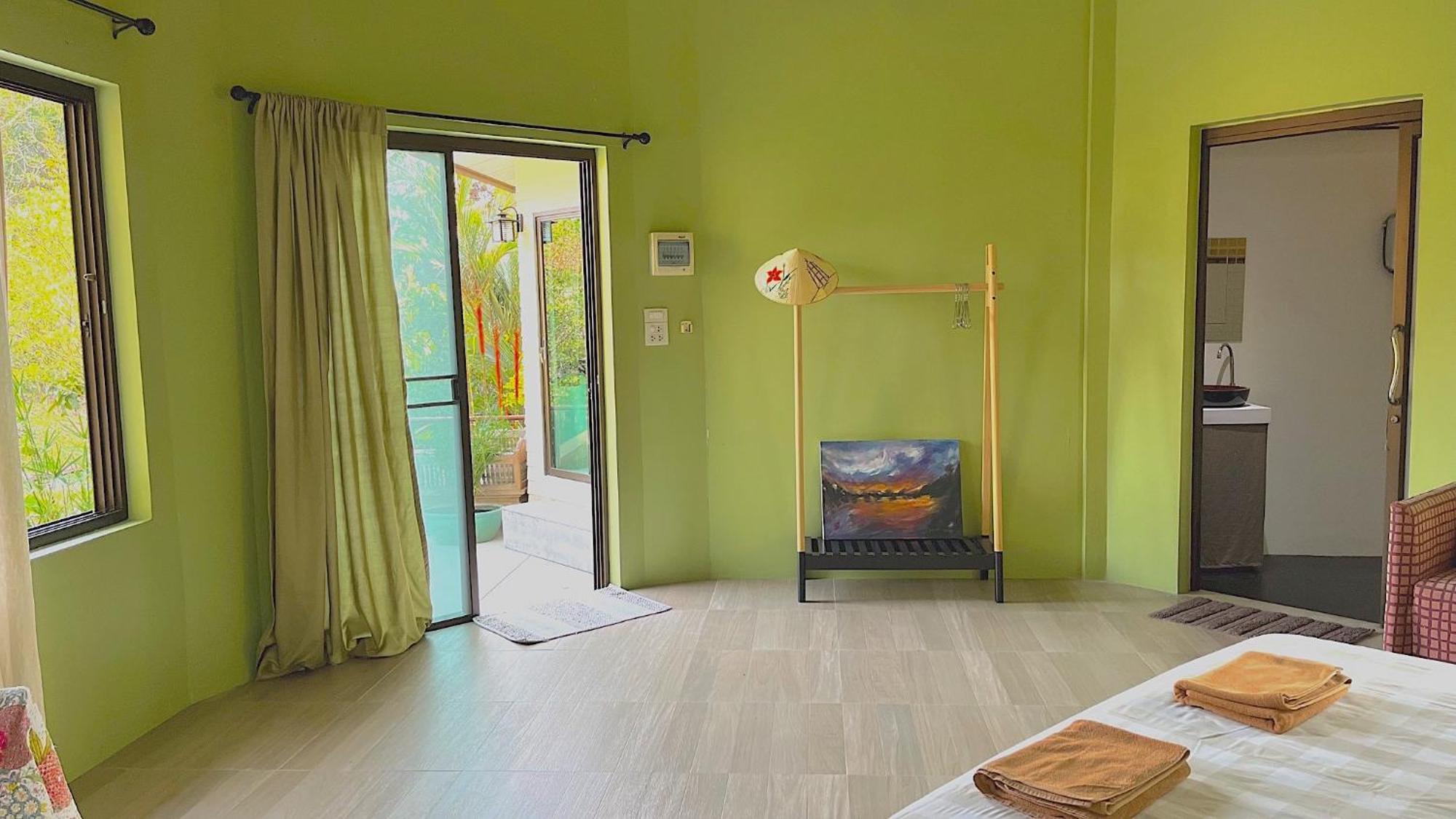 Navari Homestay Районг Экстерьер фото