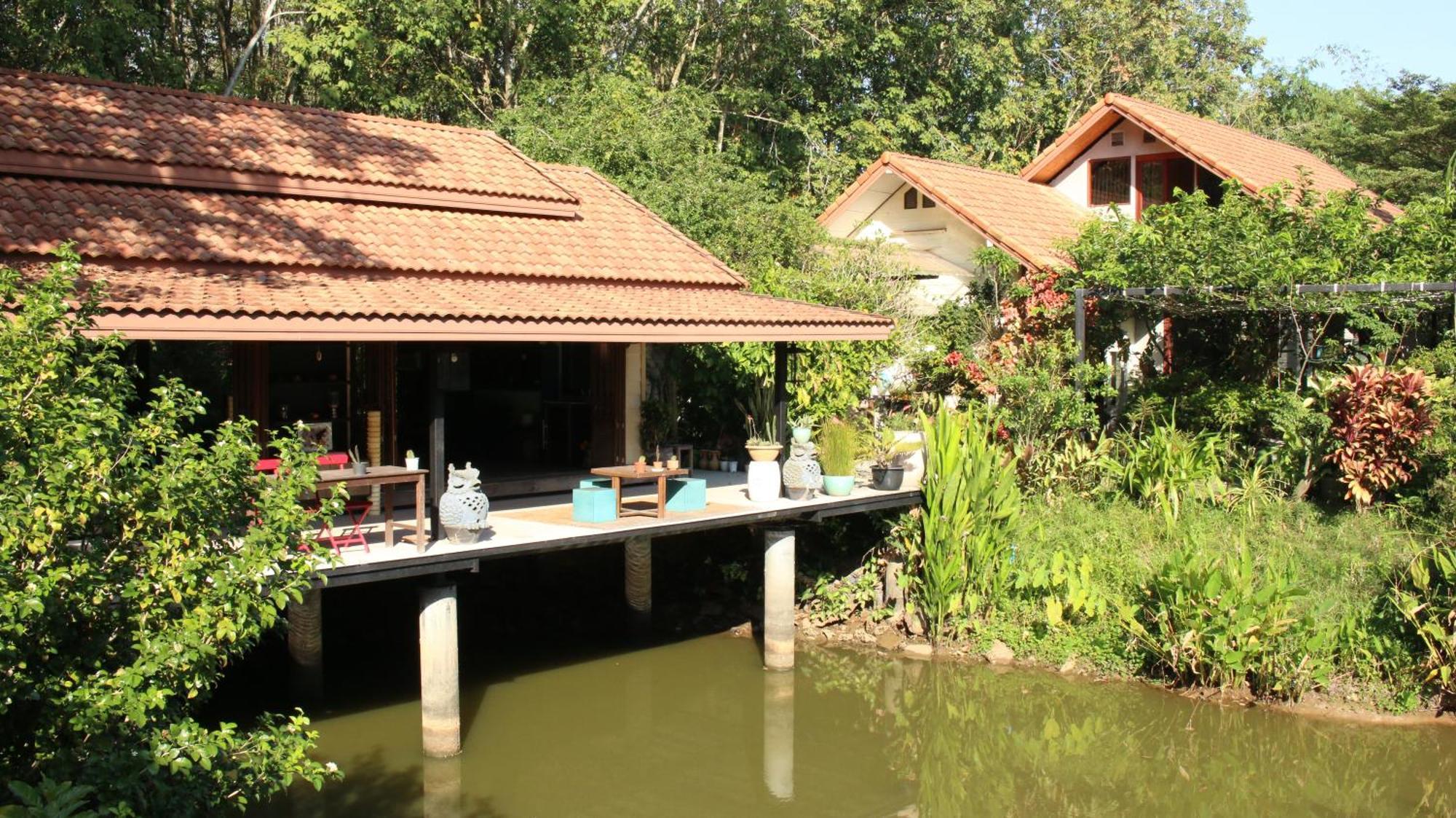 Navari Homestay Районг Экстерьер фото